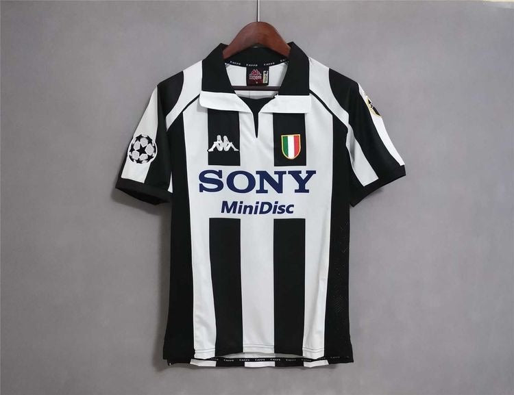 JUVENTUS 97/98 Home Jersey