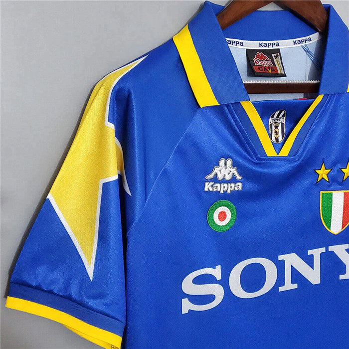 JUVENTUS 95/97 Away Jersey